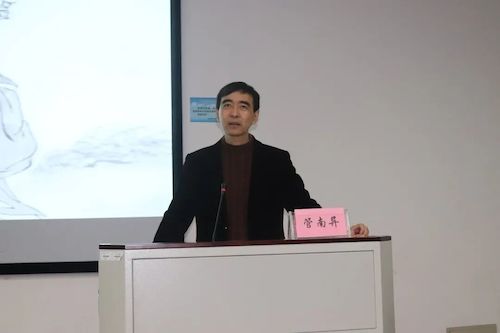 pg电子试玩
举办“《好兵》与英国乡绅之死”讲座