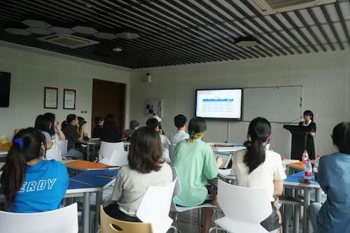 6.28pg电子试玩
朝鲜语系举办升学经验分享会