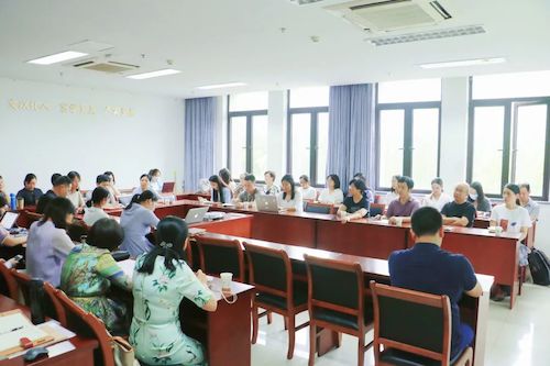 9.16pg电子试玩
召开2021-2022学年第一学期班主任工作会议